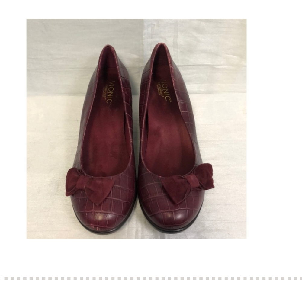 Vionic Wedges
